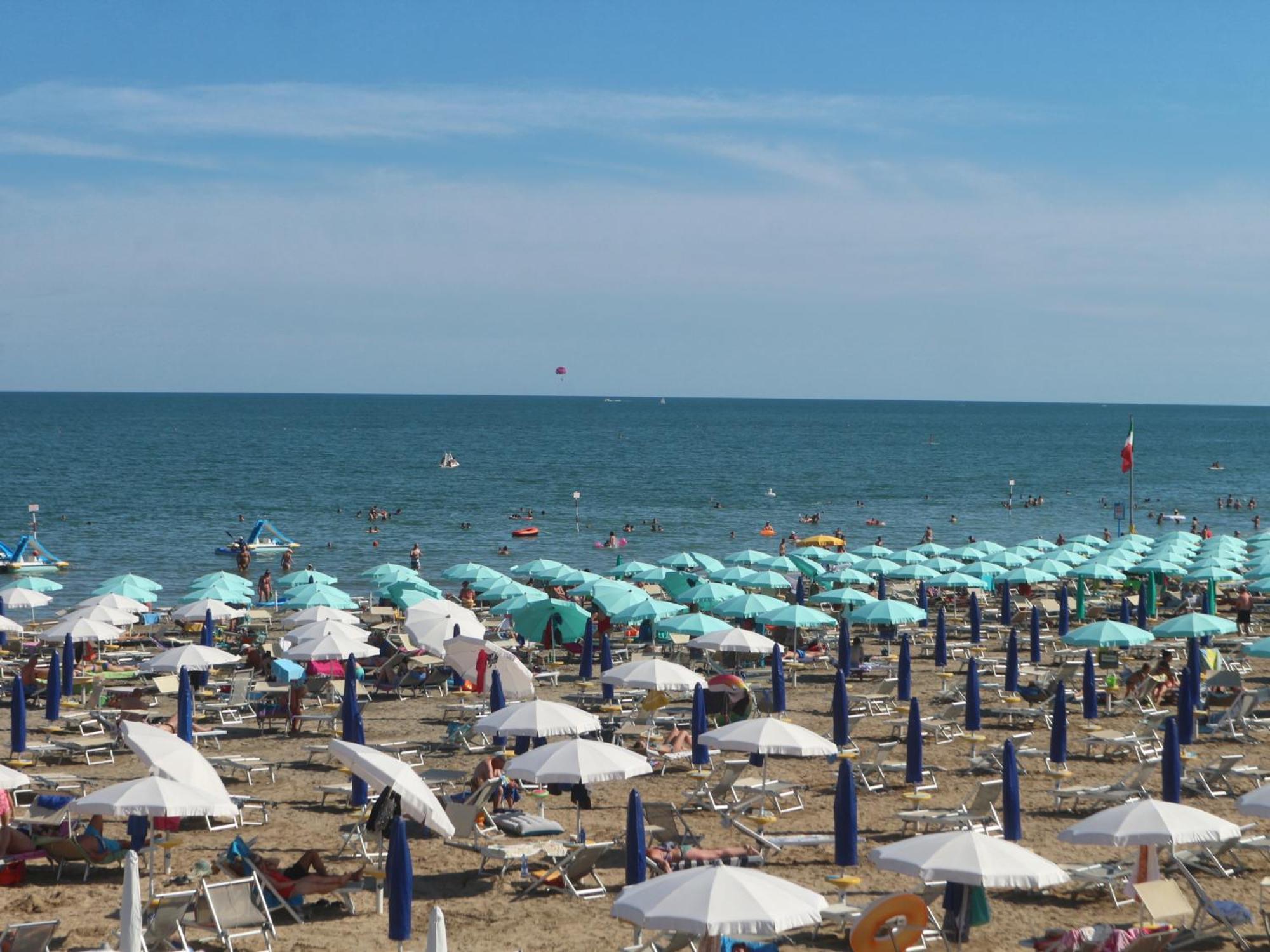 Michelangelo Beach Lignano Sabbiadoro Buitenkant foto